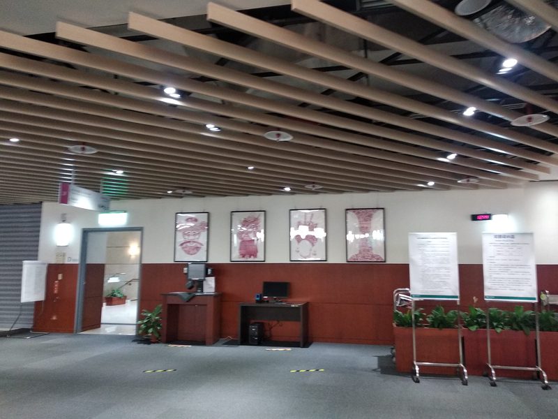 國立臺灣圖書館 · 2樓閱覽區、影片欣賞區天花格柵設計裝修工程 照片2