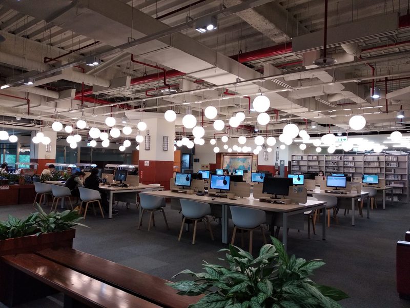 國立臺灣圖書館 · 2樓閱覽區、影片欣賞區天花格柵設計裝修工程