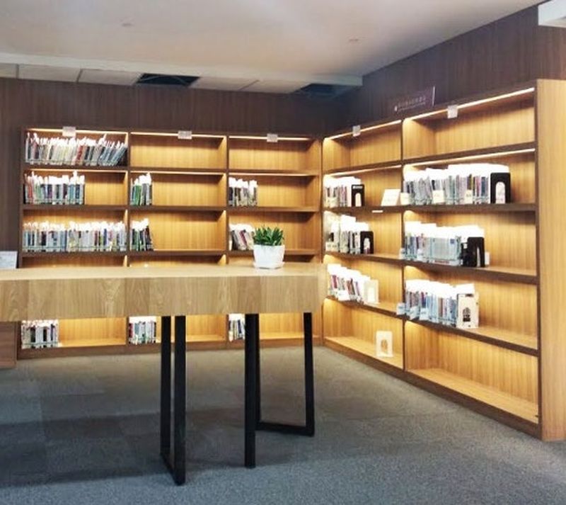109年1-3樓打造你我的「書式生活圈」計畫－閱讀角及書展區策畫設計優化整修工程委託規劃設計 照片2